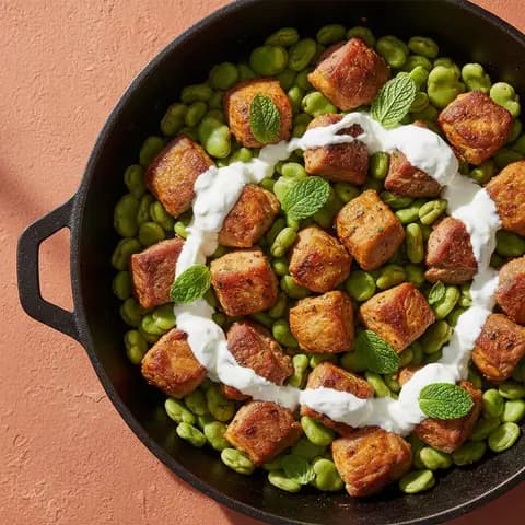 Agneau & fèves fraîches au yaourt menthe